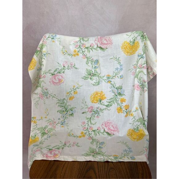 Vintage Curtains - Picture 2 of 7